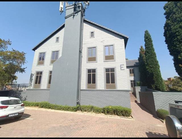 INDUSTRIAL PROPERTY TO RENT IN OLIVEDALE